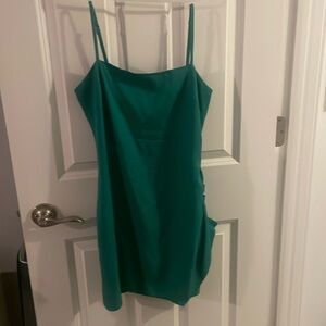 Lovers and friends x revolve green mini dress super cute